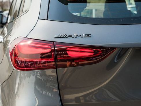 New 2026 Mercedes-Benz GLA 35 AMG 4MATIC image 7