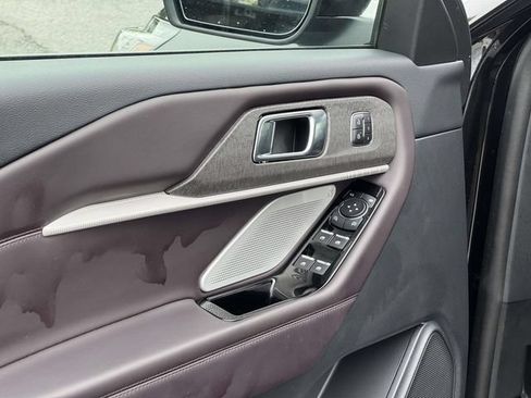 Certified 2026 Ford Explorer Platinum AWD/4WD image 16
