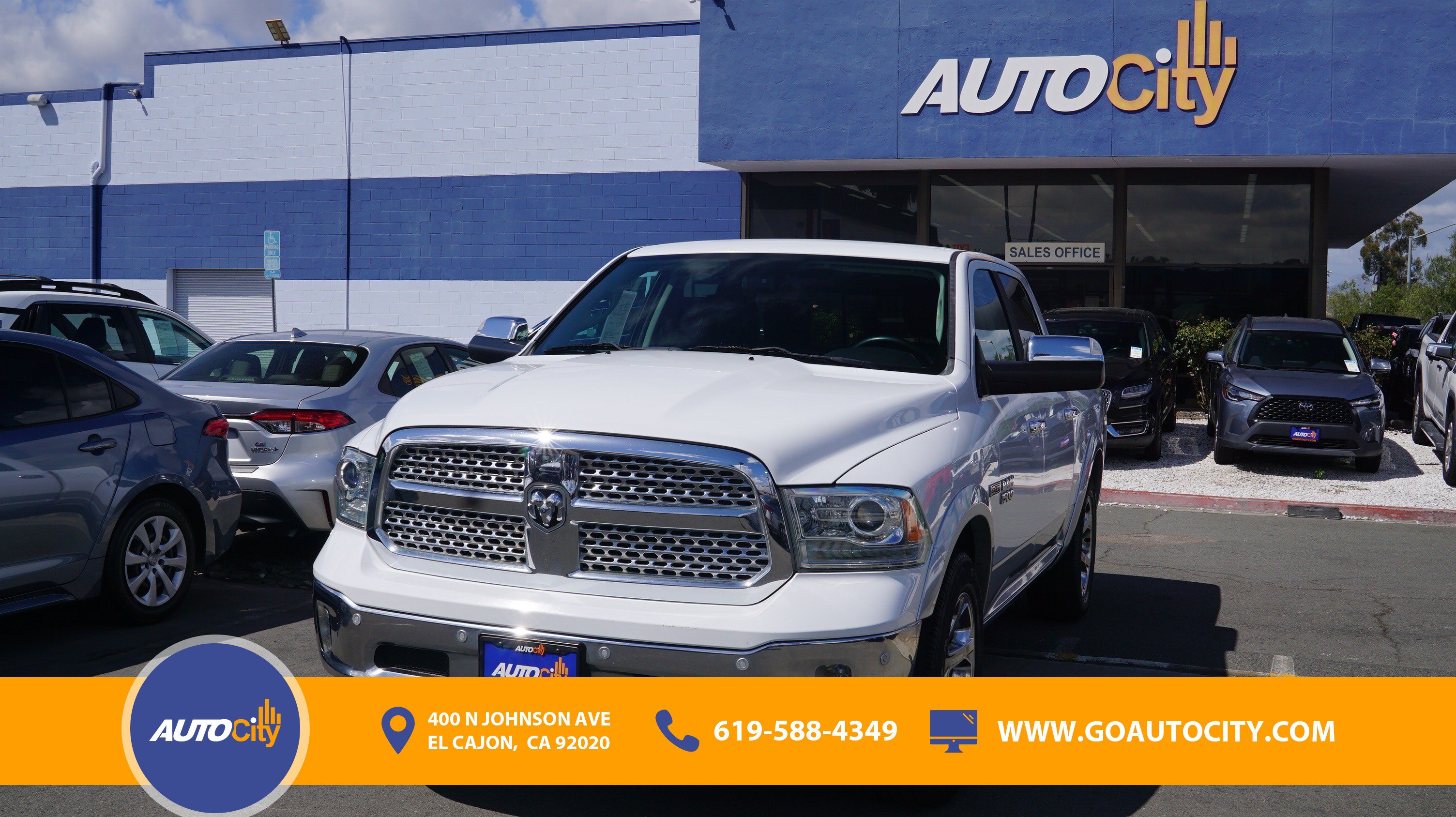 Used 2015 RAM 1500 Laramie w/ Convenience Group RWD image 1