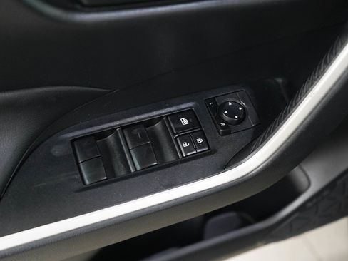 Used 2019 Toyota RAV4 LE w/ Carpet Mat Package AWD/4WD image 19