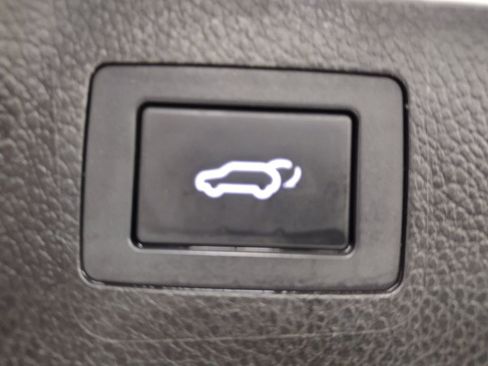 Used 2018 Hyundai Santa Fe Sport w/ 2.0T Ultimate Tech Package 05 image 20