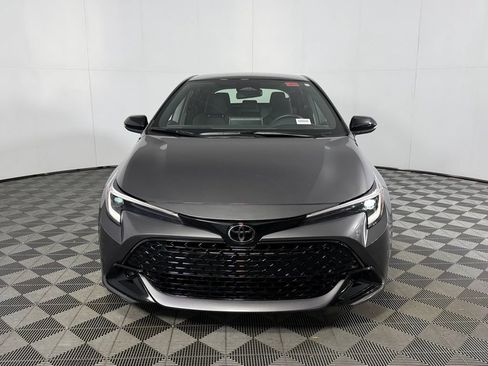Used 2025 Toyota Corolla SE w/ SE Package FWD image 5