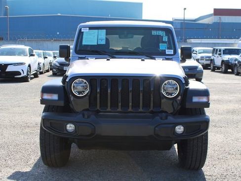 Used 2021 Jeep Wrangler Unlimited Sport AWD/4WD image 2
