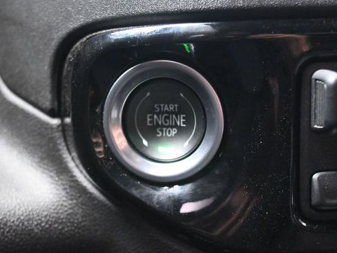 Used 2025 Chevrolet Silverado 1500 RST w/ LPO, Liner Protection Package image 22