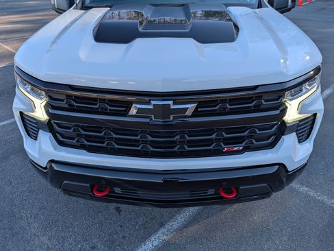 Used 2025 Chevrolet Silverado 1500 LT Trail Boss w/ LT Trail Boss Premium Package image 12