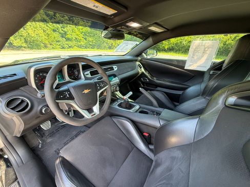 Used 2015 Chevrolet Camaro Z/28 RWD image 14
