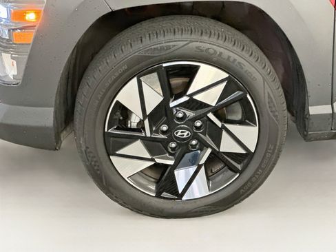Used 2025 Hyundai Kona SEL AWD/4WD image 34