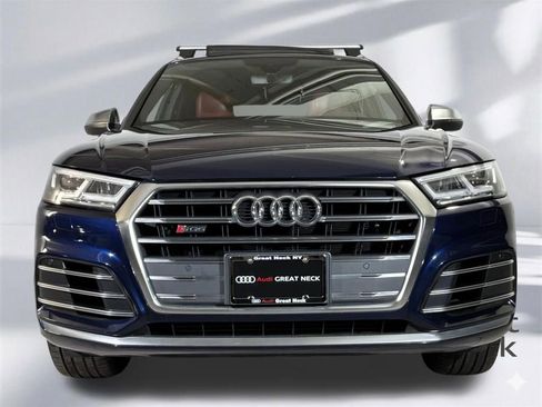 Used 2018 Audi SQ5 Premium Plus w/ Navigation Package image 24