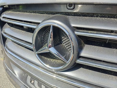 Used 2022 Mercedes-Benz Sprinter 3500 image 16