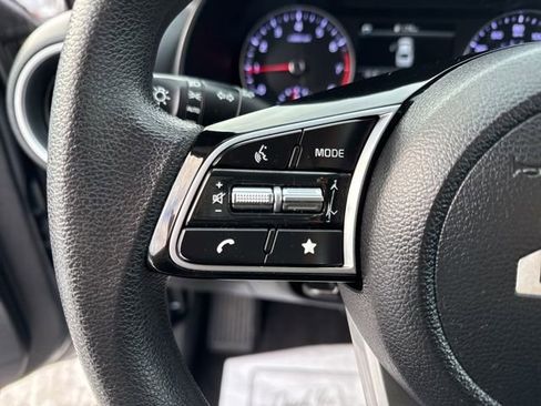 Used 2023 Kia Forte LXS image 21