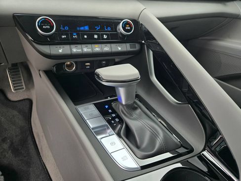 New 2026 Hyundai Elantra SEL Sport Premium FWD image 13