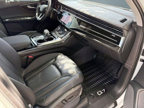 Used 2023 Audi Q7 2.0T Premium w/ Convenience Package AWD/4WD image 29