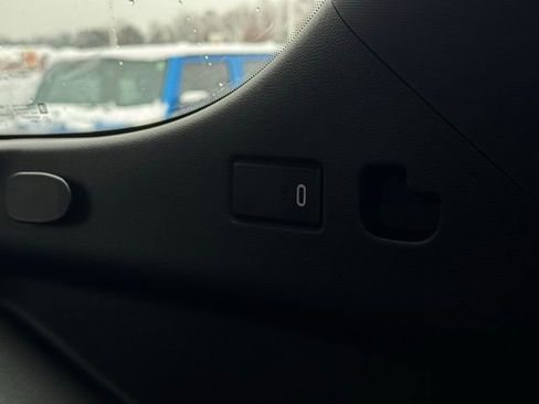 Used 2021 GMC Yukon Denali w/ Denali Ultimate Package image 23