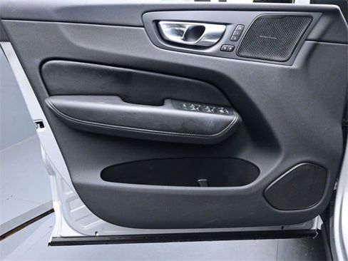 Used 2023 Volvo XC60 B5 Plus w/ Climate Package FWD image 20