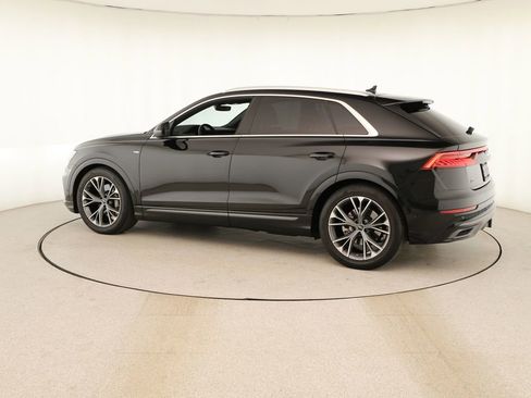 Used 2023 Audi Q8 Prestige w/ Prestige Package image 3