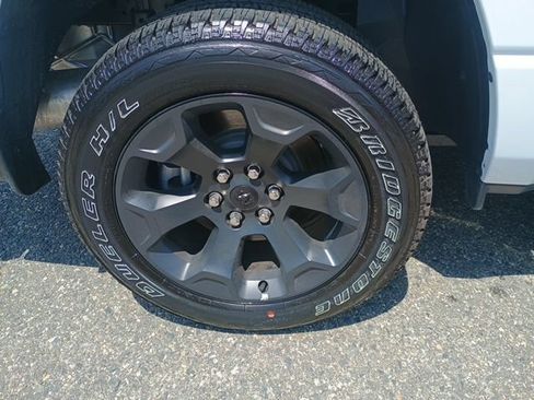 Used 2026 RAM 1500 Express AWD/4WD image 10
