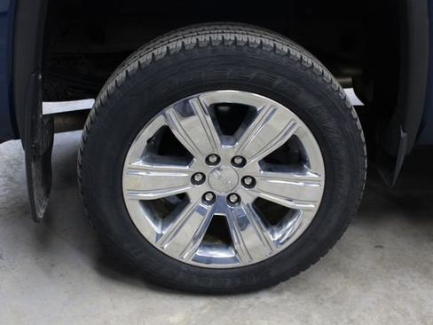 Used 2018 GMC Sierra 1500 SLT AWD/4WD image 50