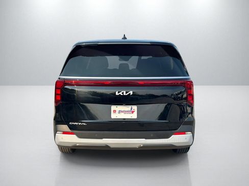 Used 2026 Kia Carnival FWD image 6