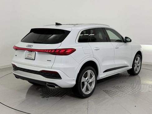 New 2025 Audi Q5 Premium Plus image 7