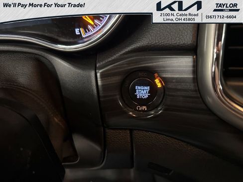 Used 2021 Jeep Grand Cherokee Laredo w/ Security & Convenience Group image 18