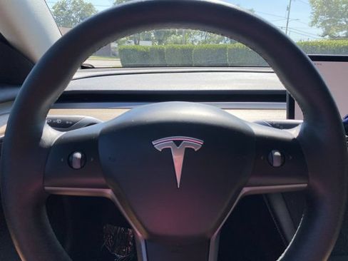 Used 2023 Tesla Model 3 Standard Range RWD image 15
