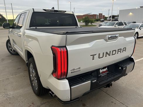 Used 2024 Toyota Tundra Capstone AWD/4WD image 4