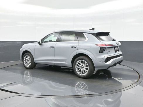 New 2026 Audi Q3 quattro 2.0T AWD/4WD image 5