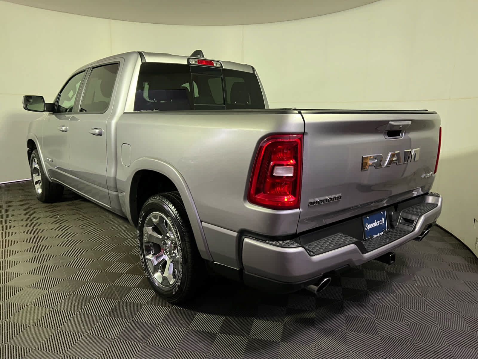 Used 2025 RAM 1500 Big Horn AWD/4WD image 5
