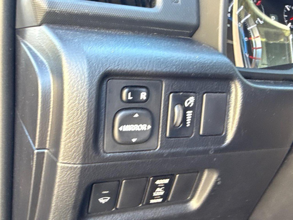 Used 2018 Toyota 4Runner SR5 Premium AWD/4WD image 16