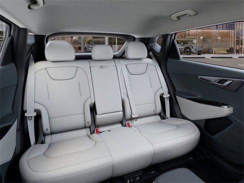Used 2025 Kia EV6 Wind RWD image 16