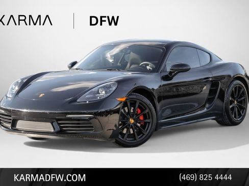 Used 2021 Porsche 718 Cayman w/ Premium Package image 1