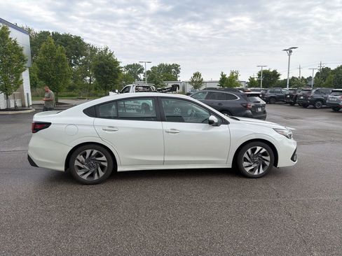 Used 2025 Subaru Legacy Limited AWD/4WD image 15
