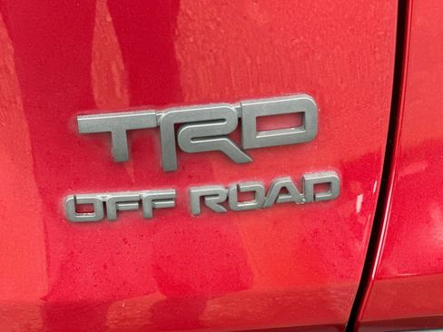 Used 2020 Toyota RAV4 TRD Off-Road w/ TRD Off-Road Weather Package AWD/4WD image 23