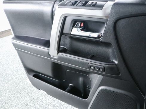 Used 2020 Toyota 4Runner Limited RWD image 23