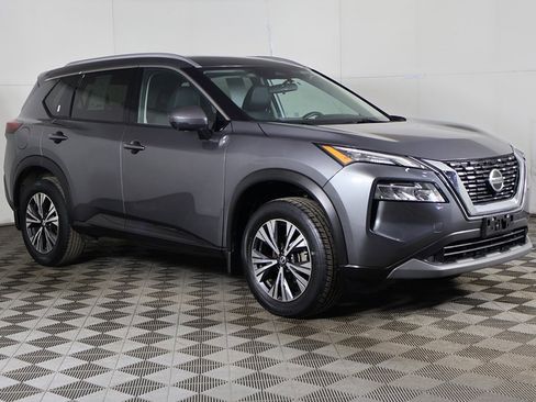 Used 2021 Nissan Rogue SV w/ Premium Package image 48