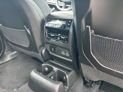 Used 2024 Jeep Grand Cherokee L Limited RWD image 48
