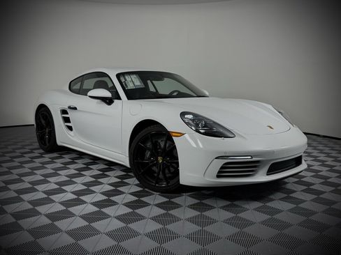 New 2025 Porsche 718 Cayman image 6
