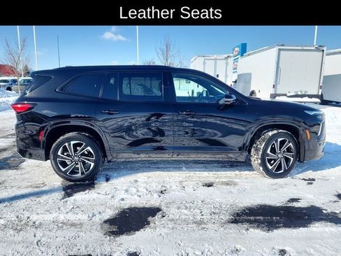 Used 2025 Buick Enclave Sport Touring image 10