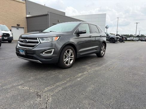 Used 2018 Ford Edge Titanium w/ Technology Package FWD image 6