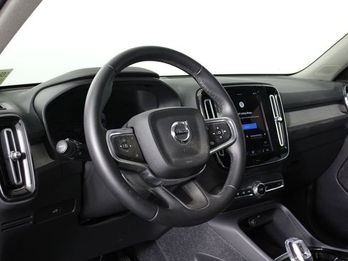 Certified 2025 Volvo XC40 B5 Plus image 14