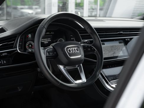 Certified 2025 Audi Q7 3.0T Premium Plus w/ Premium Plus Package AWD/4WD image 11