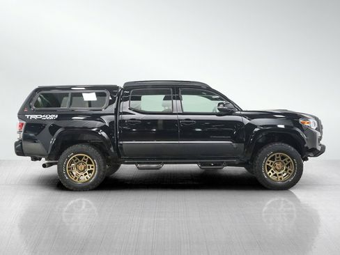 Used 2022 Toyota Tacoma TRD Sport AWD/4WD image 6
