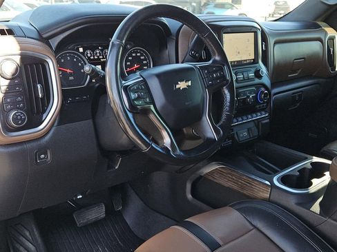 Certified 2020 Chevrolet Silverado 1500 High Country w/ Technology Package image 25