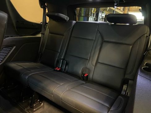 Used 2021 Chevrolet Tahoe Z71 w/ Luxury Package image 25