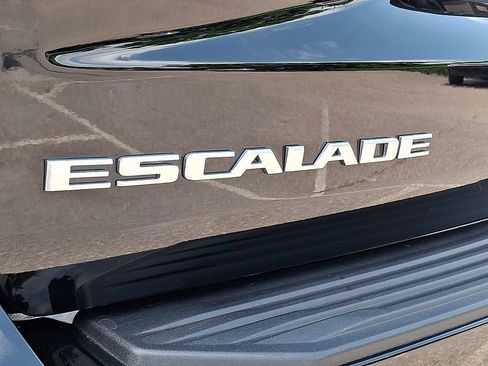 Used 2025 Cadillac Escalade Sport w/ Touring Package AWD/4WD image 30