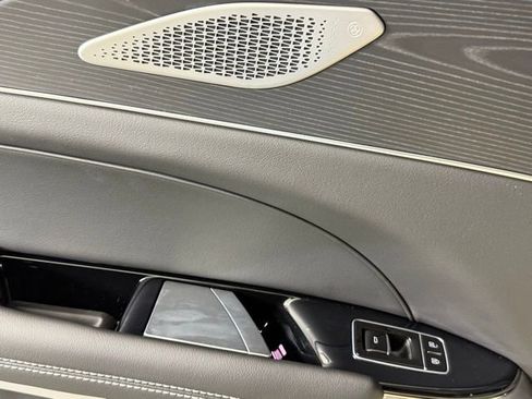 New 2026 Cadillac Lyriq V image 23