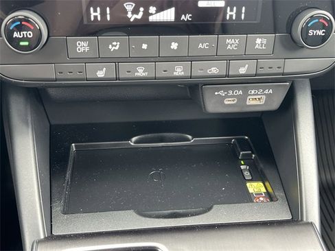 New 2026 Subaru Outback Limited image 16