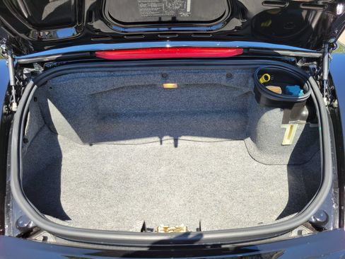 Used 2000 Porsche Boxster RWD image 22