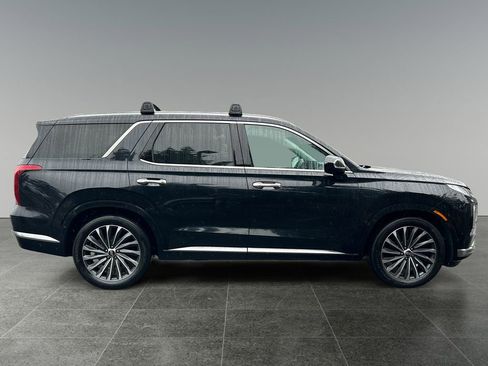 Used 2023 Hyundai Palisade Calligraphy image 8