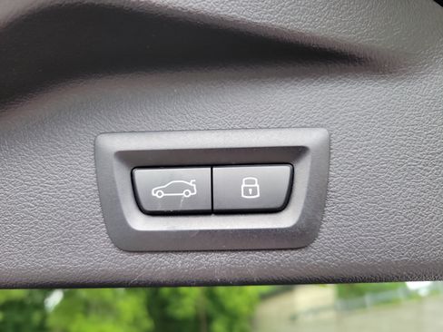 Used 2026 BMW X5 sDrive40i RWD image 16